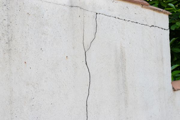 Foundation Crack Patching in Fallbrook