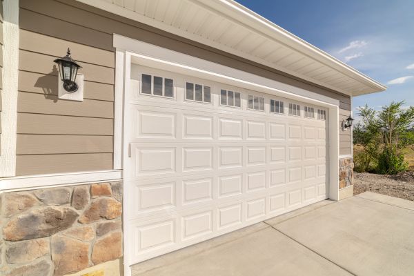 Garage Lifting in Fallbrook